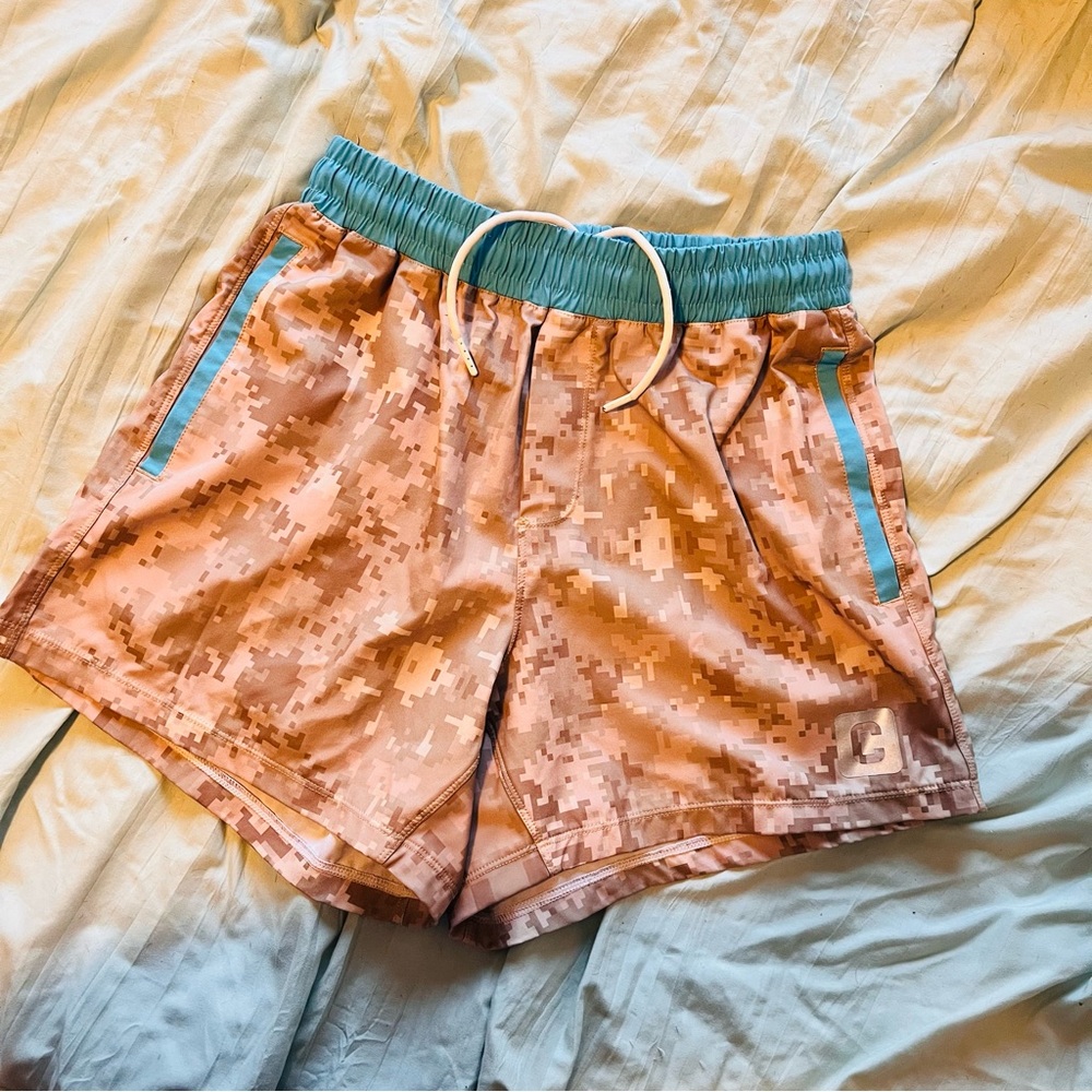 Chestee shorts